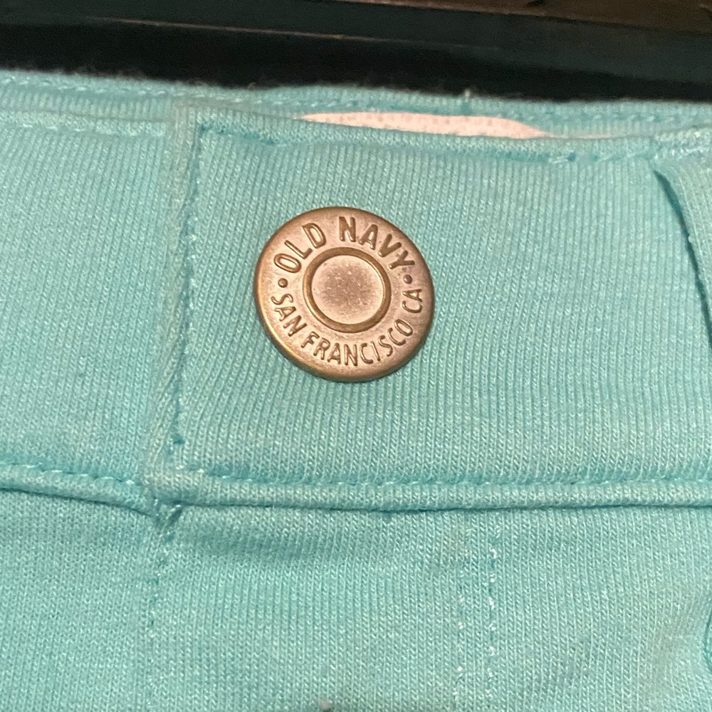 Teal blue jegging type shorts - Picture 3 of 4